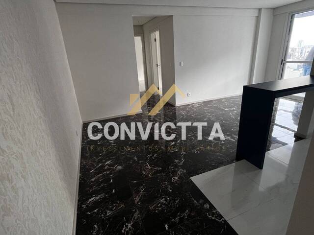 Apartamento para Venda em Caxias do Sul - 2