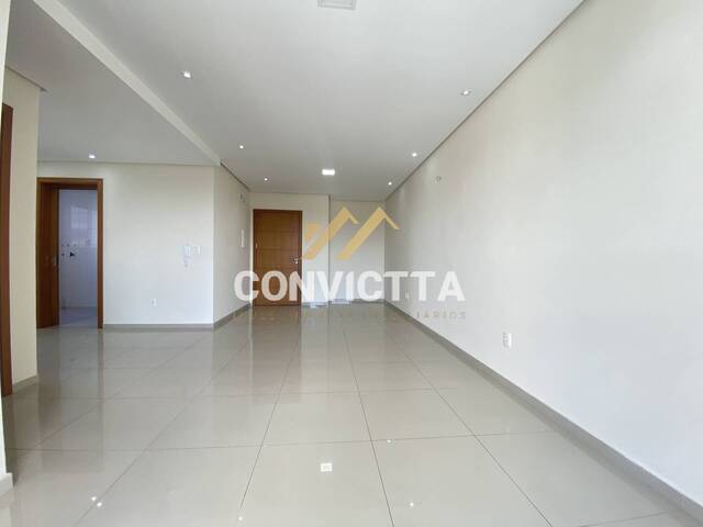 Apartamento para Venda em Caxias do Sul - 2