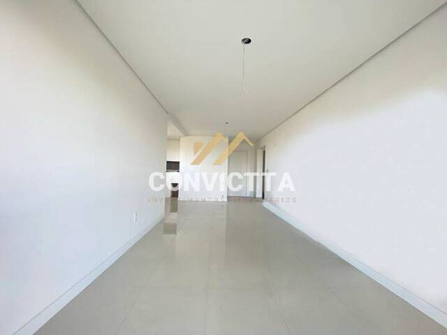 Apartamento para Venda em Caxias do Sul - 5