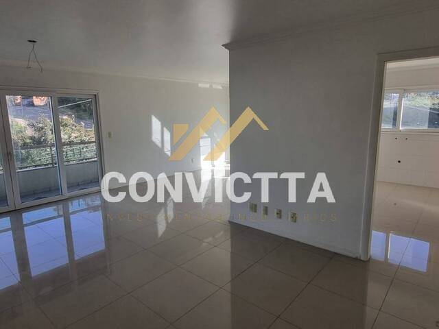 Apartamento para Venda em Caxias do Sul - 2