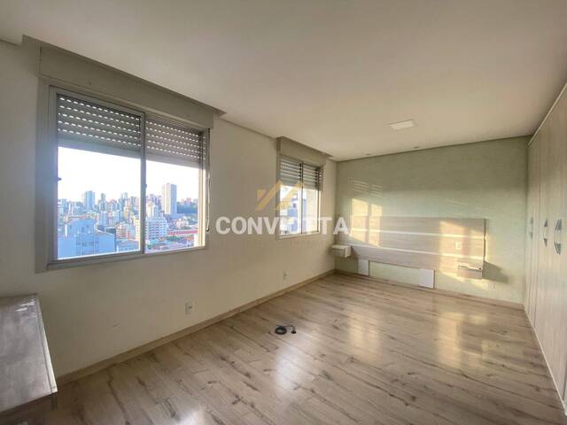 Apartamento para Venda em Caxias do Sul - 2