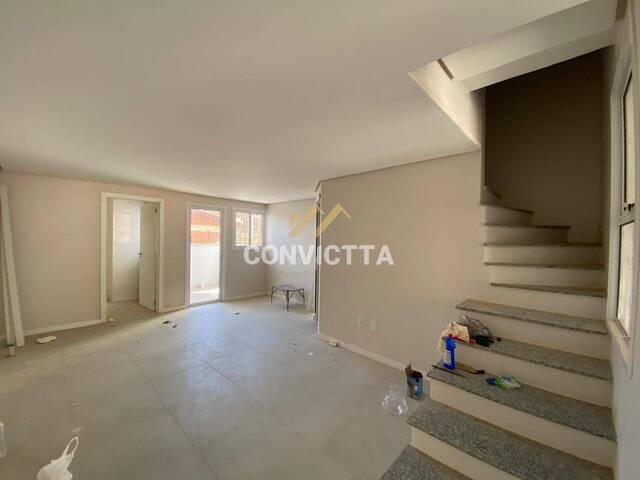 #1716 - Sobrado para Locação em Caxias do Sul - RS - 2