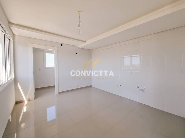 Apartamento para Venda em Caxias do Sul - 3